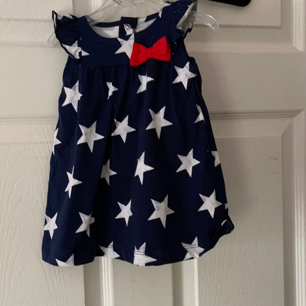 Carter’s navy blue dress for a baby 0 to 3 months